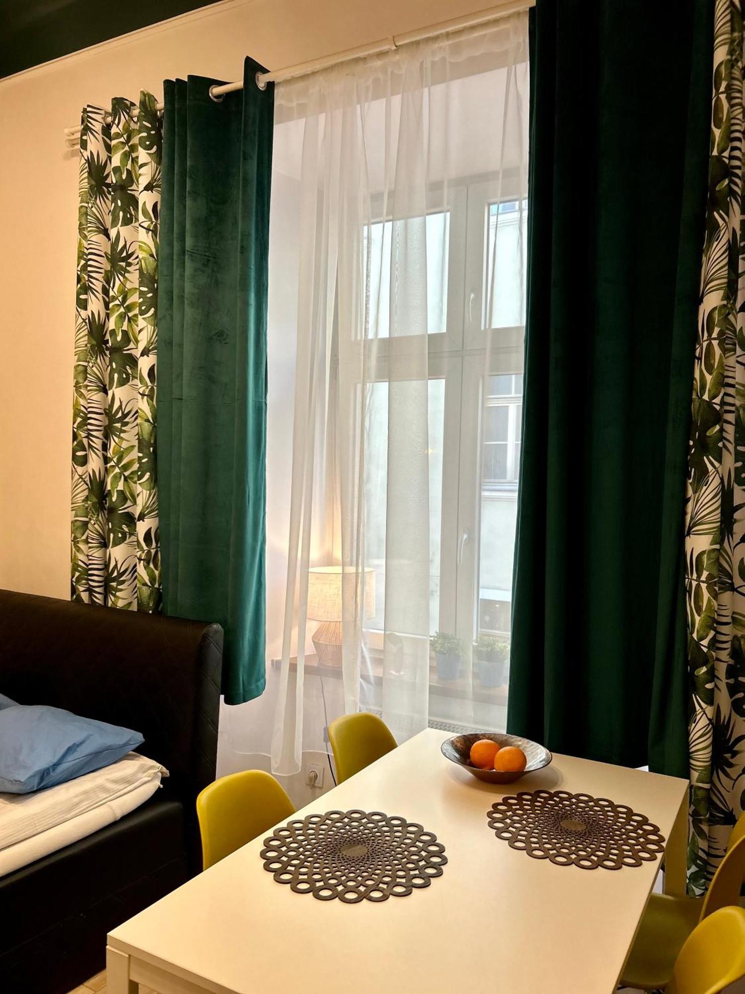 Vintage Senacka Apartaments Красков Екстериор снимка