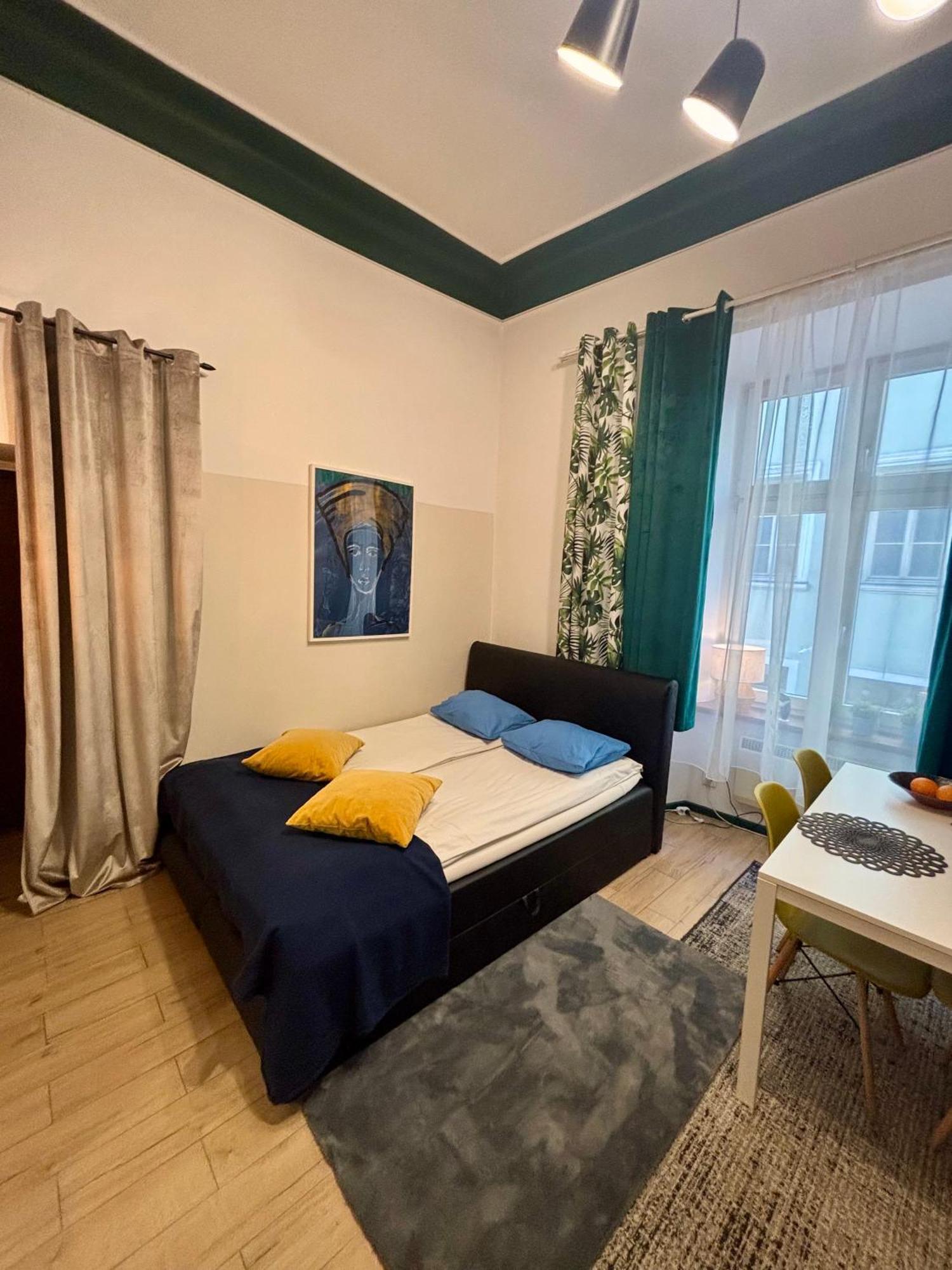 Vintage Senacka Apartaments Красков Екстериор снимка